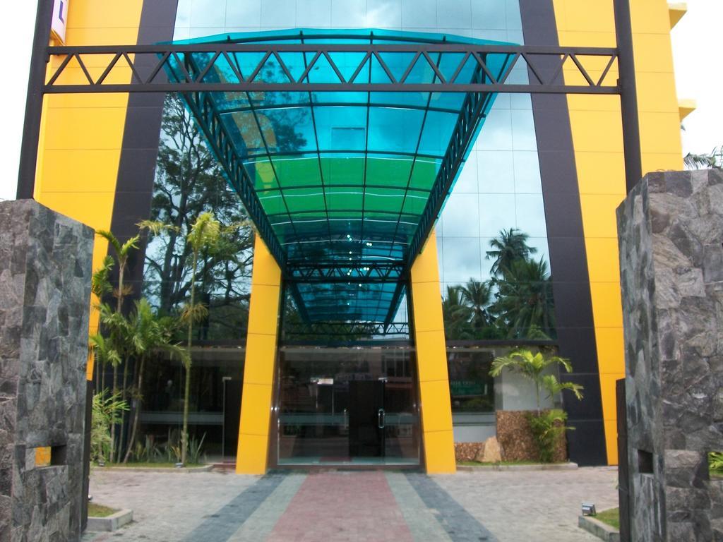 Hotel Kamrel Kurunegala Exterior foto